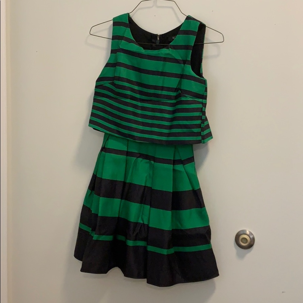 NEW dress